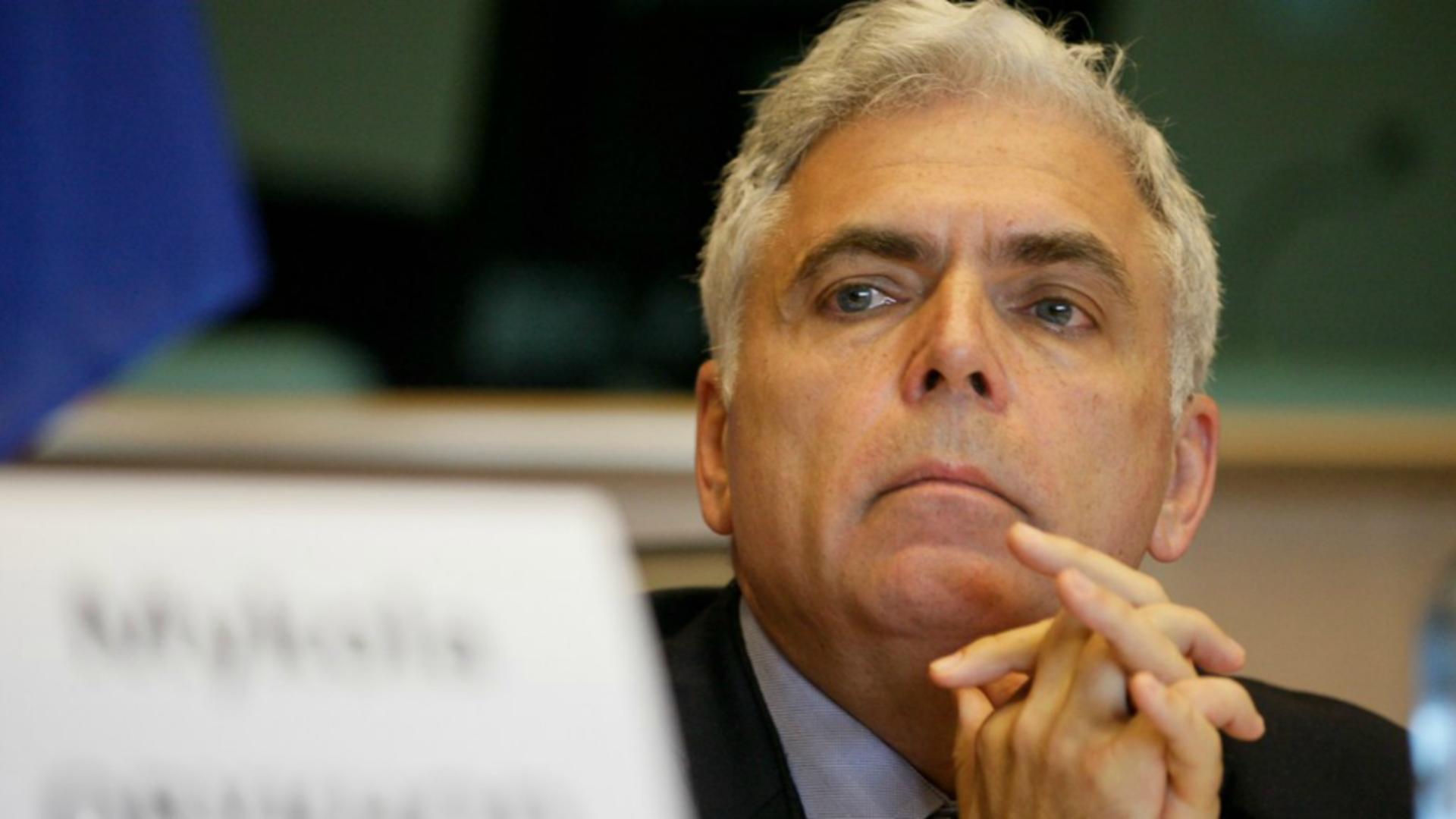 Adrian Seeverin fost ministru de Externe Traim intr un stat violent anticonstitutional