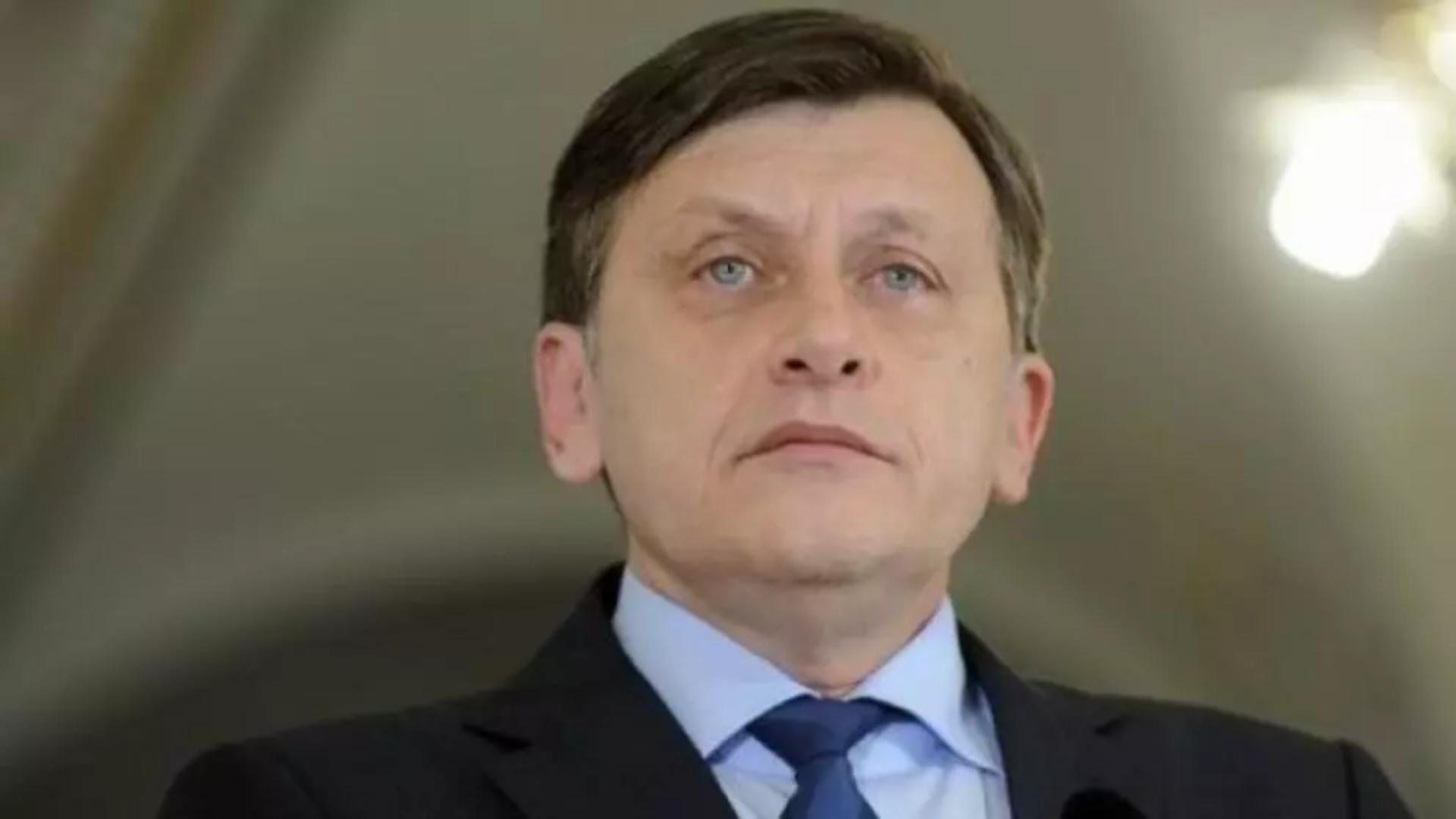 Bomba pe scena politica Crin Antonescu isi SUSPENDA candidatura la Cotroceni Daca vor sa ma caute