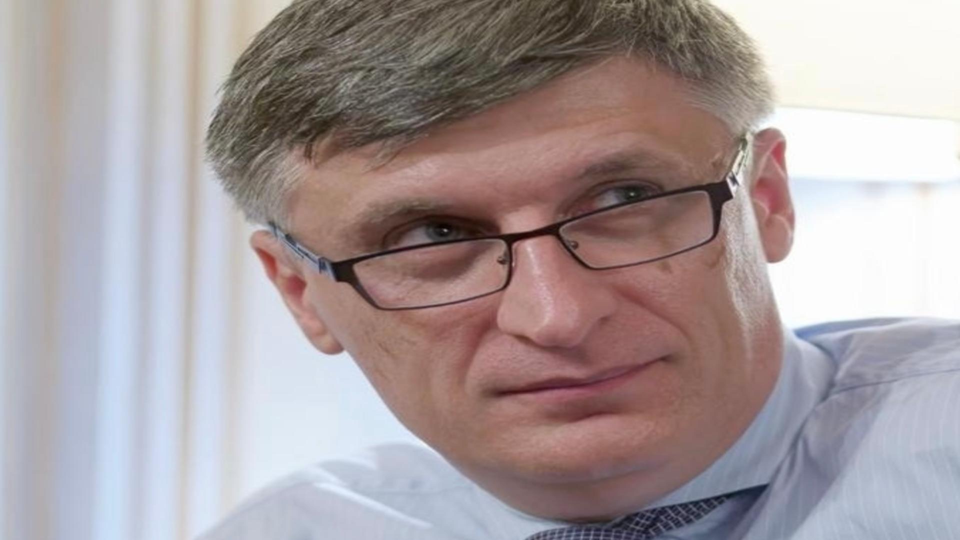 Fost consilier al lui Băsescu candidează: „Situație inacceptabilă” 1 Fost consilier al lui Basescu candideaza Situatie inacceptabila