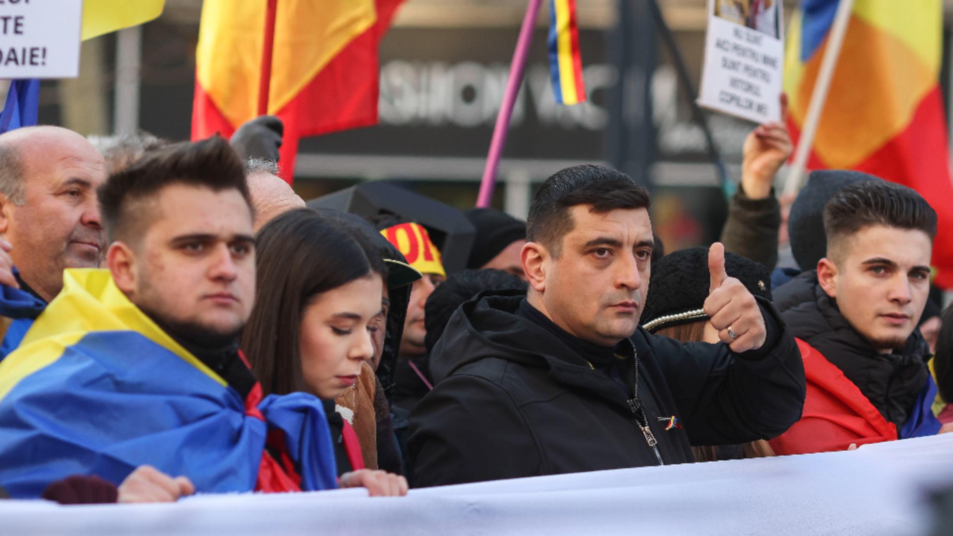 George Simion protesteaza vineri in Piata Victoriei pentru alegeri corecte
