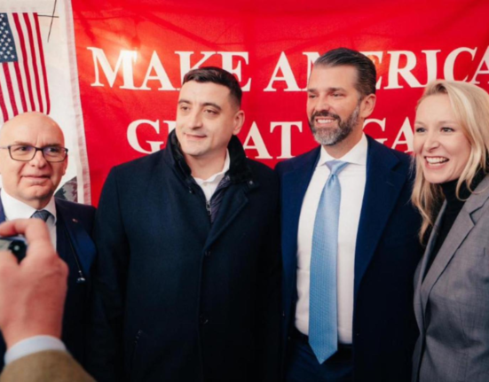 Liderul suveranistilor romani George Simion invitat la investirea lui Donald Trump