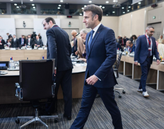Bolojan si Hurezeanu trebuie sa obtina un loc la masa discutiilor de la Paris convocate de Macron Cine atrage atentia