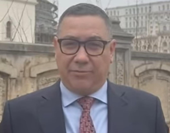 HALUCINANT PONTA SI A ANUNTAT CANDIDATURA LA PREZIDENTIALE PE FACEBOOK IN TIMPUL CONGRESULUI PSD PENTRU VALIDAREA LUI ANTONESCU