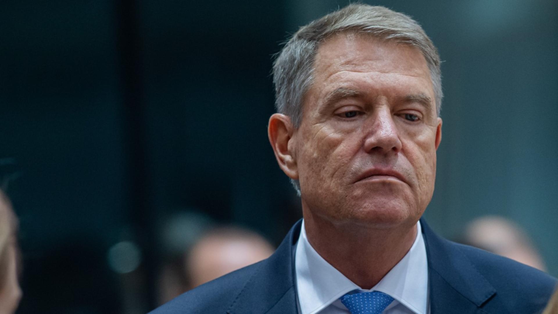 Opoziția încearcă din nou suspendarea lui Iohannis: peste 170 de parlamentari cer plecarea, dar Puterea se opune 1 Opozitia incearca din nou suspendarea lui Iohannis peste 170 de parlamentari cer plecarea dar Puterea se opune