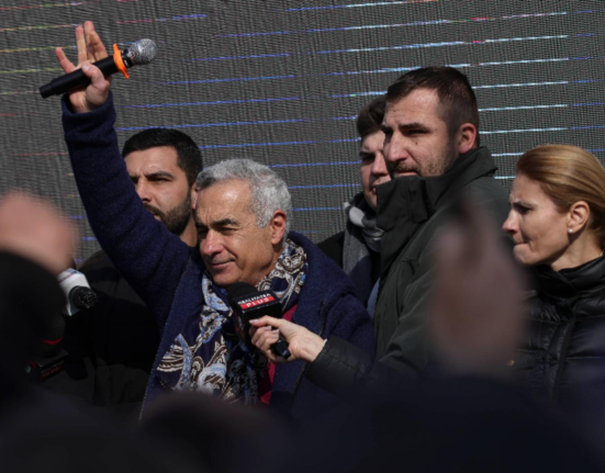 Calin Georgescu are 45 la suta in sondajul recent