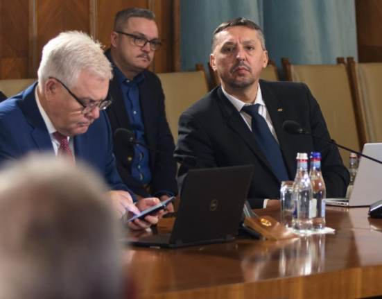 Daniel David Trebuie sa trecem de la ideea ca doar transferam competente Prezentarea cunostintelor impreuna cu modul de dobandire a acestora