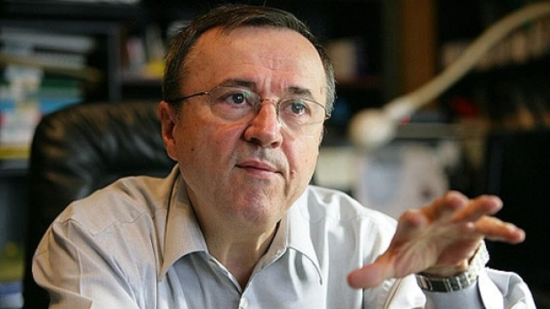 Ion Cristoiu apel catre politicieni Desecretizarea sedintei CSAT din noiembrie