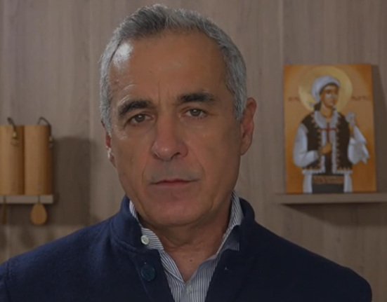 Mesaj puternic de la Calin Georgescu pentru romani Presa sistemului corupt dezinformeaza