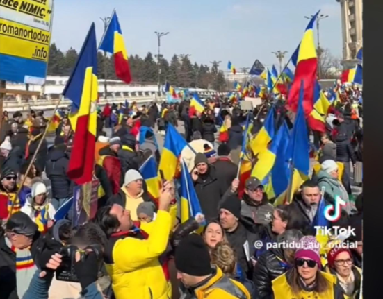 Mobilizare masiva pe retele sociale pentru protestul din 1 Martie