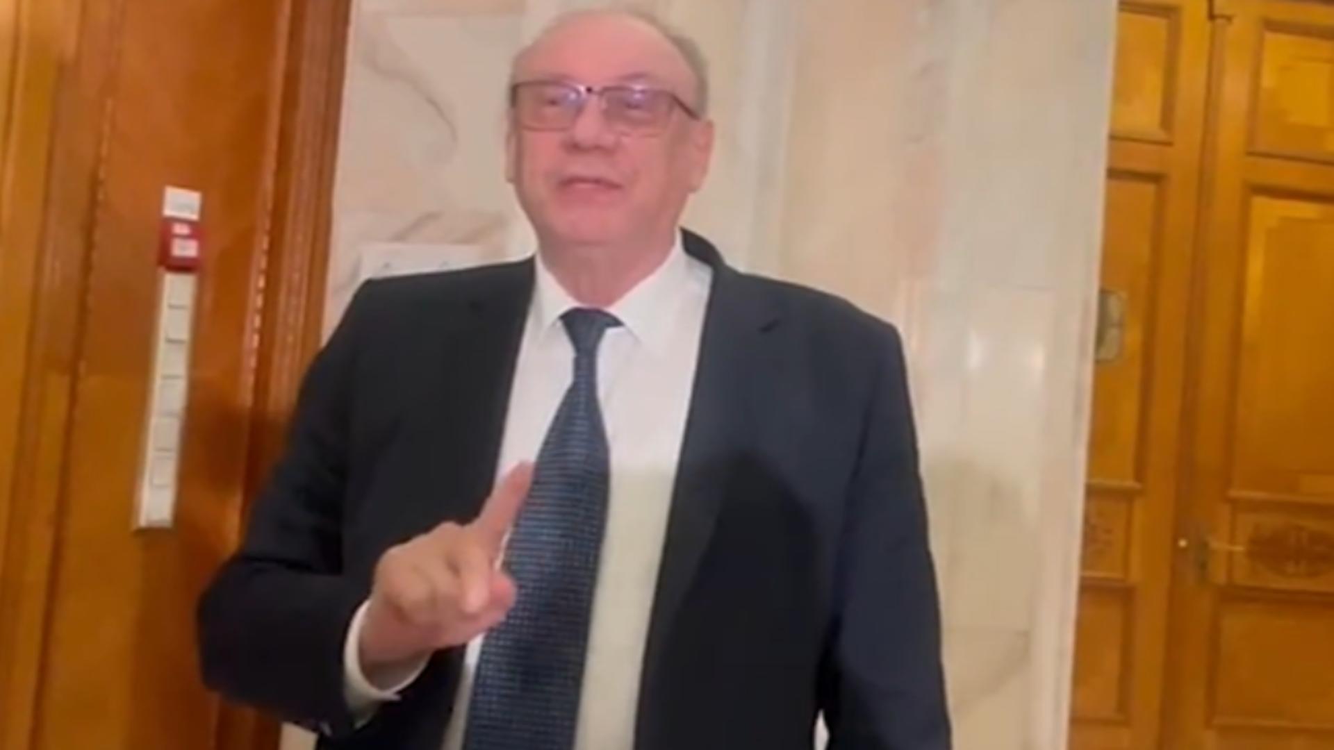 Noi dovezi despre implicarea francezilor in Romania Vizita controversata a ambasadorului Frantei cu cine s a intalnit