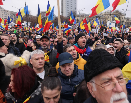 Romanii mesaj la protest Vrem dreptate vrem democratie