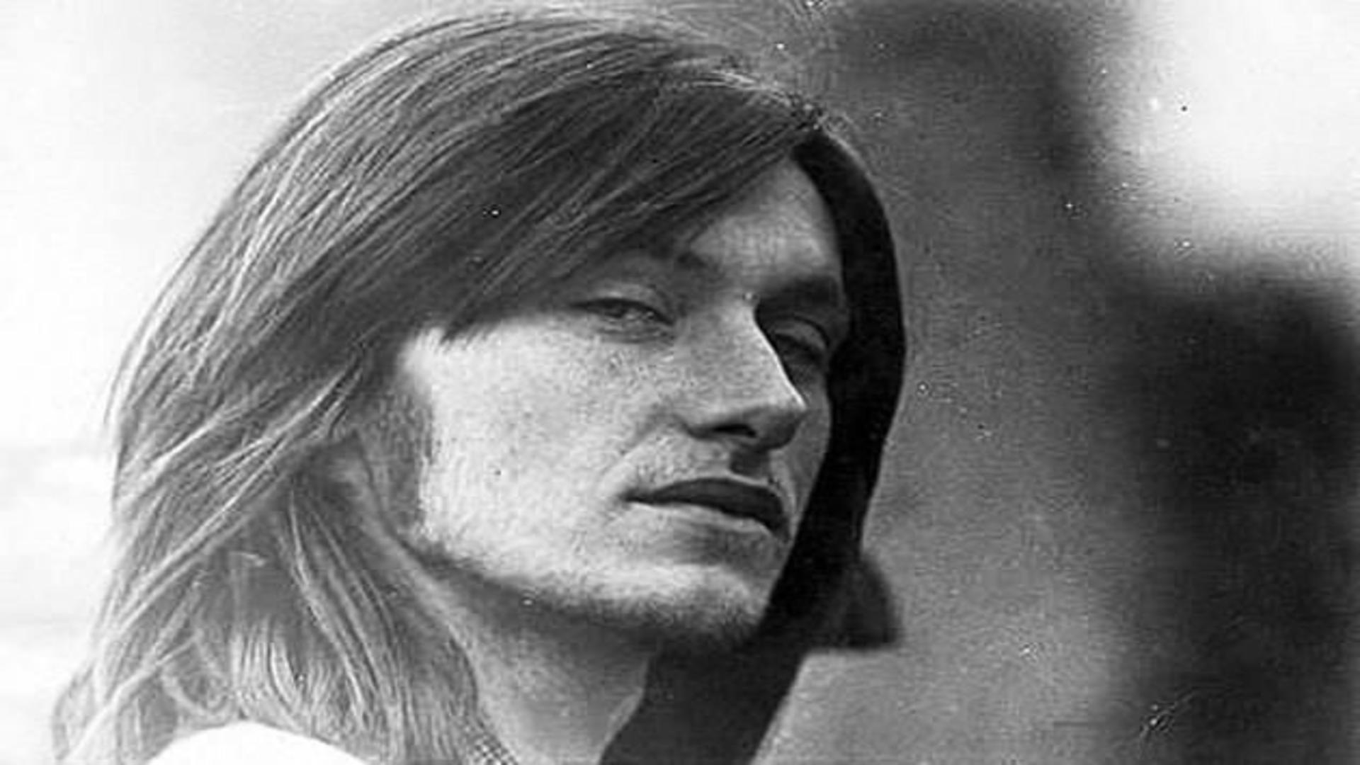 Crin Antonescu a ridicat documentul CNSAS care demonteaza acuzatiile legate de Securitate Dezvaluiri la ora 1700