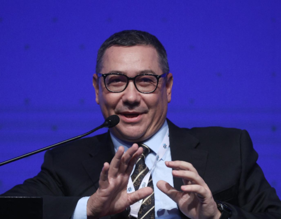 De unde are Victor Ponta bani daca firma lui e pe minus Cine il finanteaza