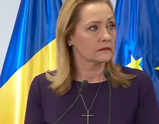 Lasconi se plange online dupa pierderea banilor