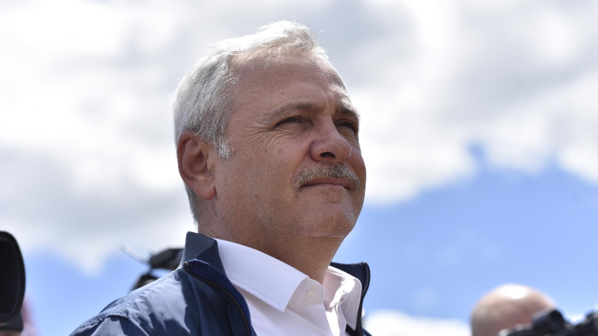 Liviu Dragnea il critica dur pe suveranistul vopsit Are legaturi cu SRI si Sebastian Ghita E controlat de ani