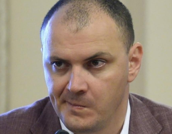 Randurile se strang in jurul fugarului Ghita