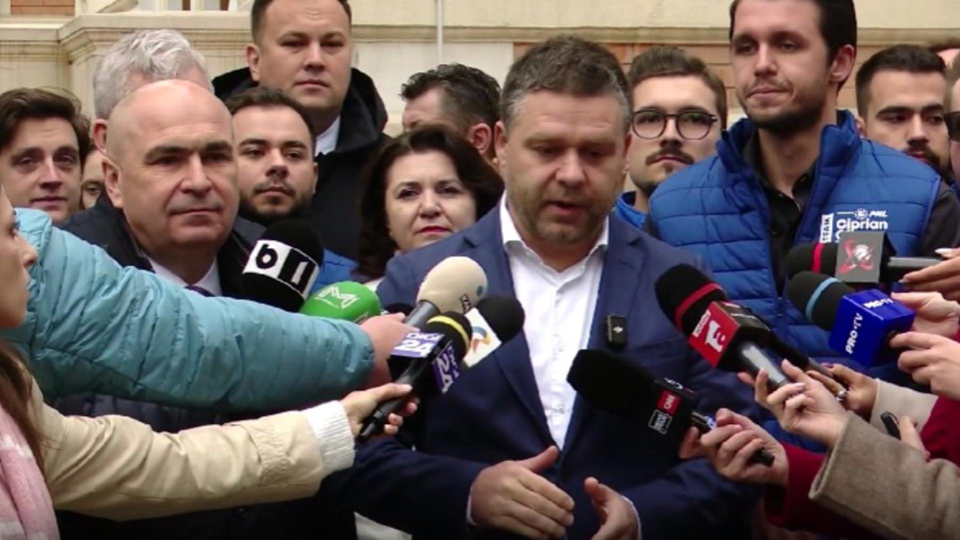 Acuzaii legtura lui Ciprian Ciucu cu clanul Vasiloi