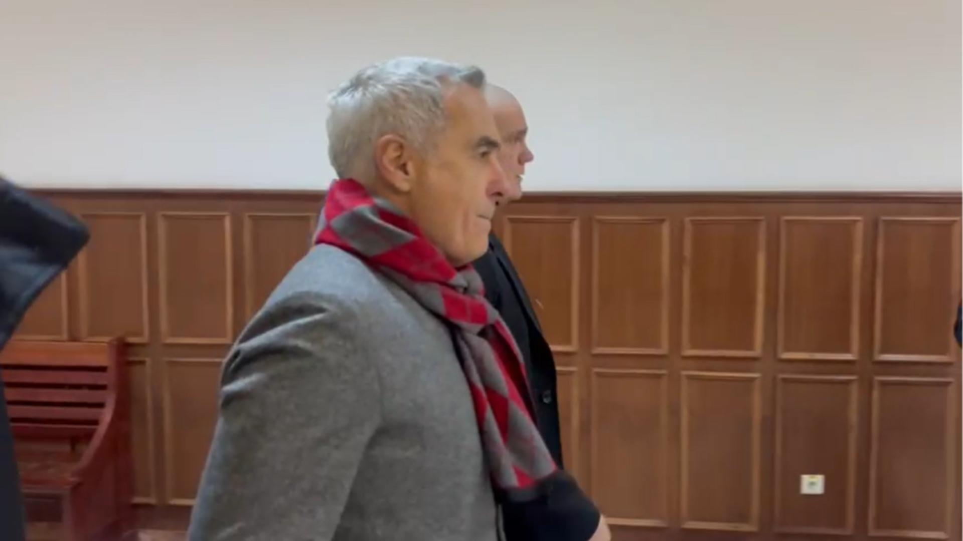Am o singura aprare legea Detalii din sala de judecata in procesul lui Calin Georgescu