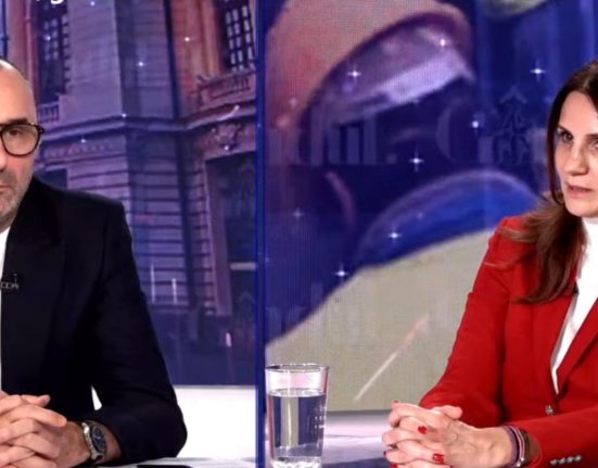 Anca Alexandrescu fata in fata cu Marius Tuca despre cursa electorala