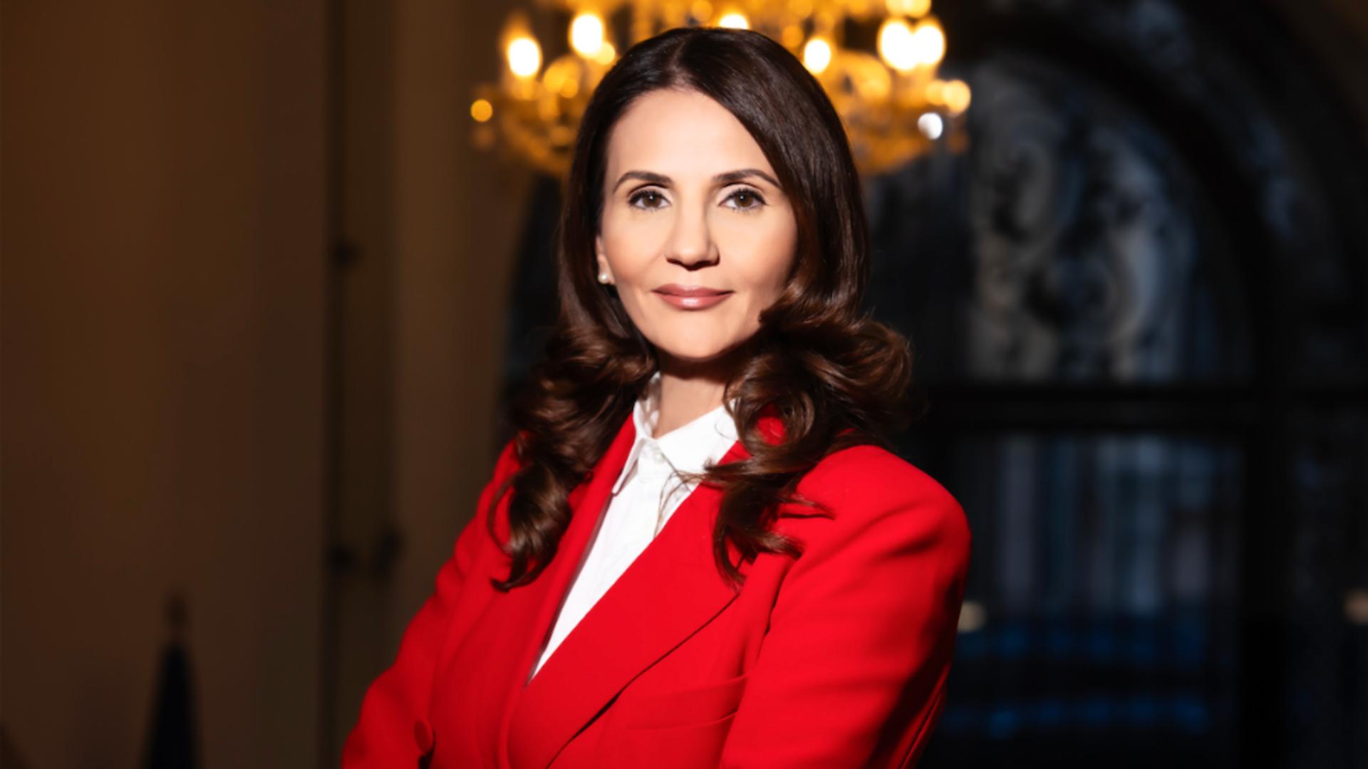 Anca Alexandrescu și Ion Cristoiu: „Bucureștiul trebuie să reînvie România” 1 Anca Alexandrescu si Ion Cristoiu Bucurestiul trebuie sa reinvie Romania