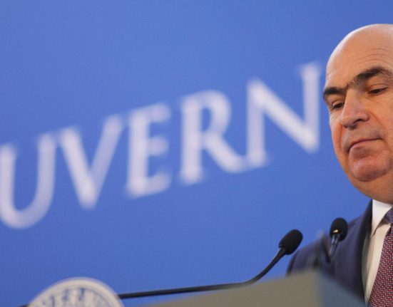 Criza apei din Prahova Premierul Bolojan sustine ministra de la Mediu