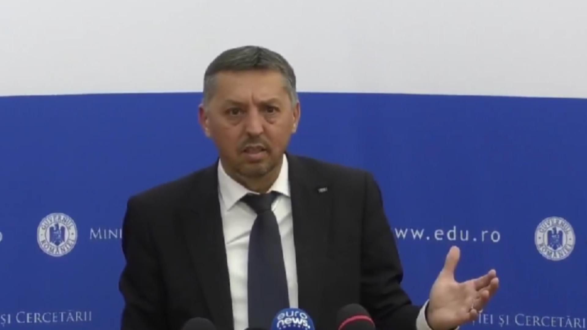 Ministrul Educatiei Cumulul pensie salariu este permis in educatie