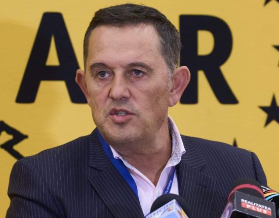 Gheorghe Piperea AUR Cresterea de taxe incalca dreptul de proprietate
