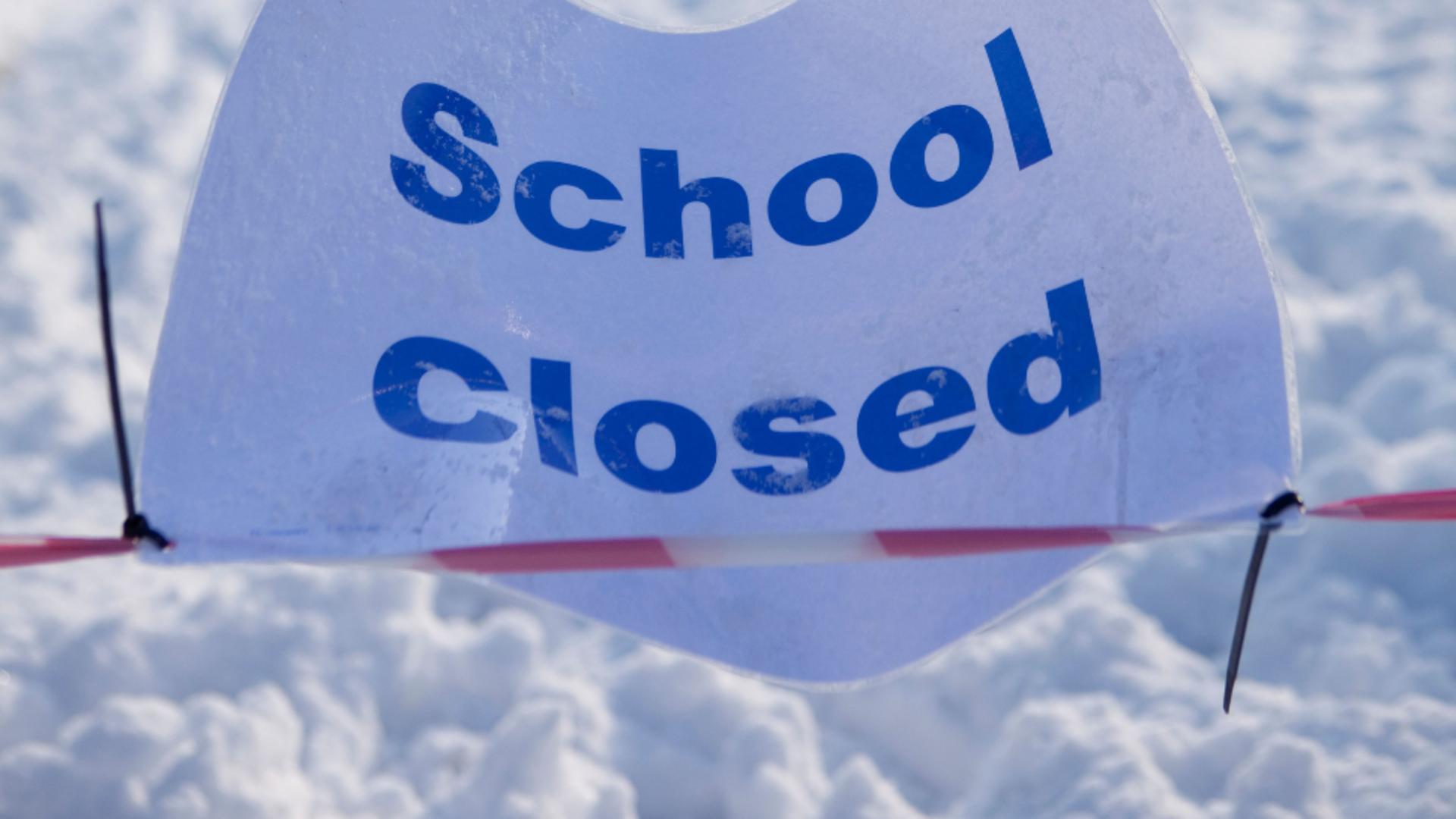 Haosul din educatie 31 de scoli din 9 judete suspenda cursurile