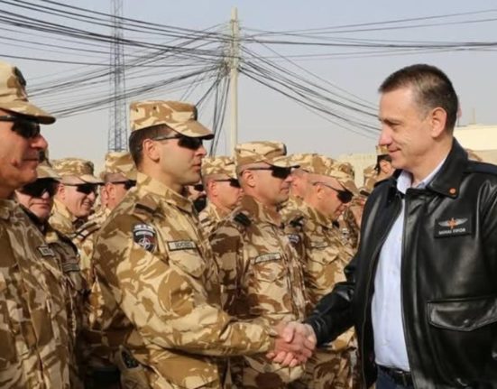 Mihai Fifor raspunde despre pensionarea militarilor la 48 de ani