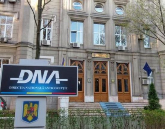 ministru USR implicat intr un dosar de coruptie