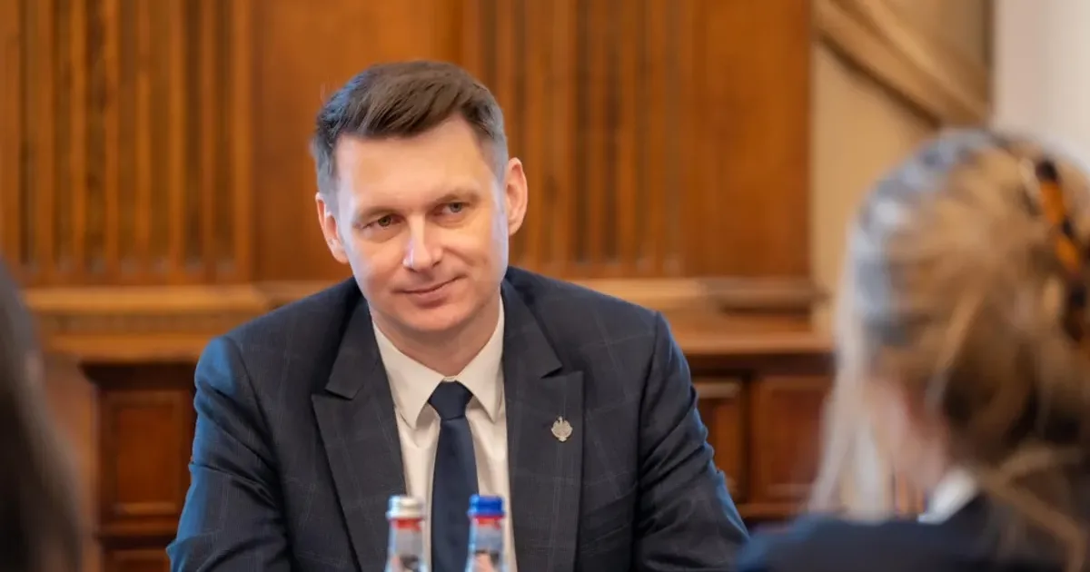 Abrudean: Am aflat din presă că Bolojan și Simina Tănăsescu s-au întâlnit la mine în birou