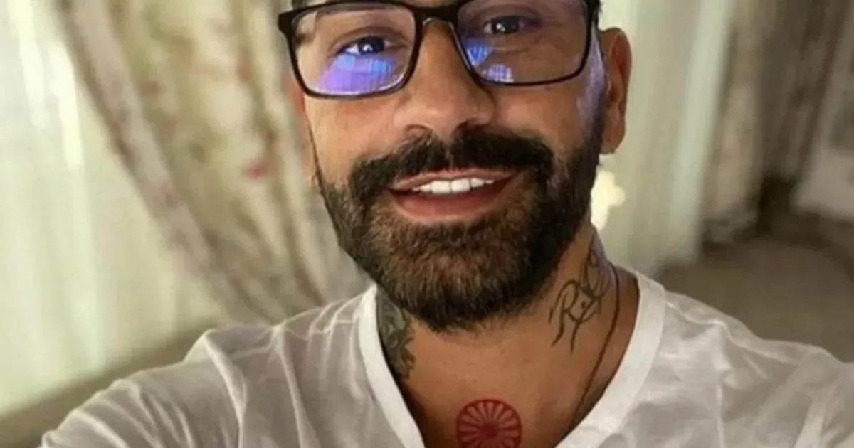 AUR anunță poziția față de Guvernul Mureșan luni, la ora 13:00, la Parlament 1 AUR anunță poziția față de Guvernul Mureșan luni, la ora 13:00, la Parlament