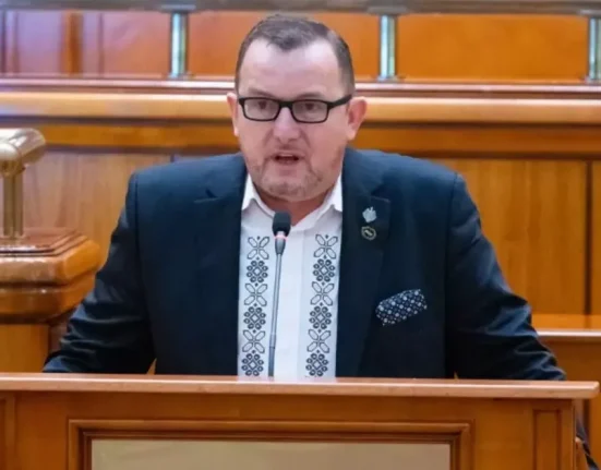 Critici după boicotarea unei firme care nu l-a primit pe Georgescu