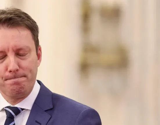 Mureșan, după căderea Guvernului: „Au votat pentru prelungirea crizei”