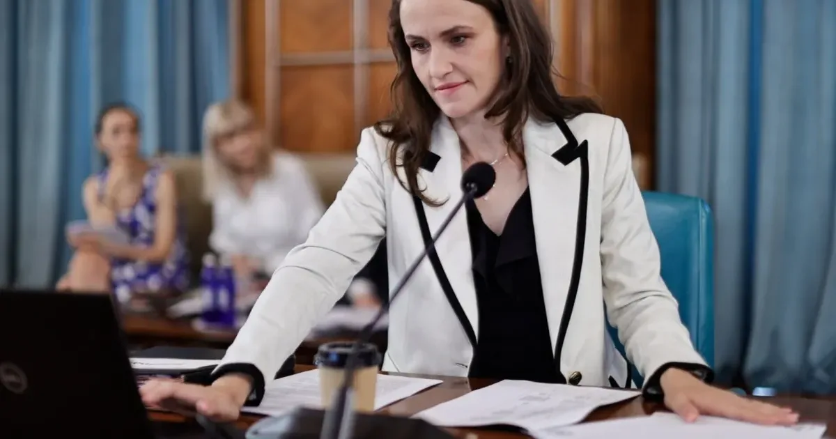 Oana Țoiu: Relația România-SUA, ca o căsnicie și un „milkshake” 1 Oana Țoiu: Relația România-SUA, ca o căsnicie și un „milkshake”