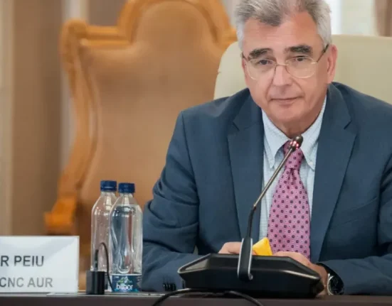 Petrișor Peiu despre Siegfried Mureșan: Se va face de râs dacă ne va cere voturile