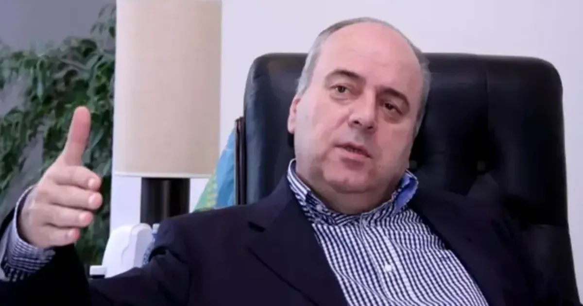 Pinalti dezvăluie finanțarea campaniei lui Mureșan: „Ordin de sus, banii cu sacoșa” 1 Pinalti dezvăluie finanțarea campaniei lui Mureșan: „Ordin de sus, banii cu sacoșa”