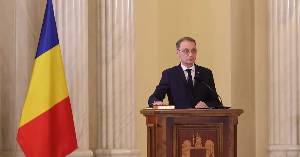Luca Niculescu, după jurământ: „Nu va fi simplu, dar privesc cu încredere” 1 Luca Niculescu, după jurământ: „Nu va fi simplu, dar privesc cu încredere”