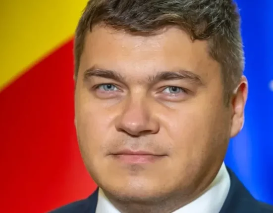 Ministerul Dezvoltării cere 6 miliarde la rectificare, cu 2,3 miliarde facturi neplătite