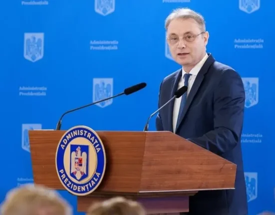 Minoritățile susțin necondiționat Guvernul Niculescu; PSD, PNL și USR pun condiții