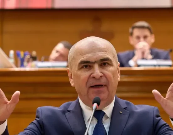 PNL semnează azi acordul pentru învestirea Guvernului. Condiția lui Niculescu