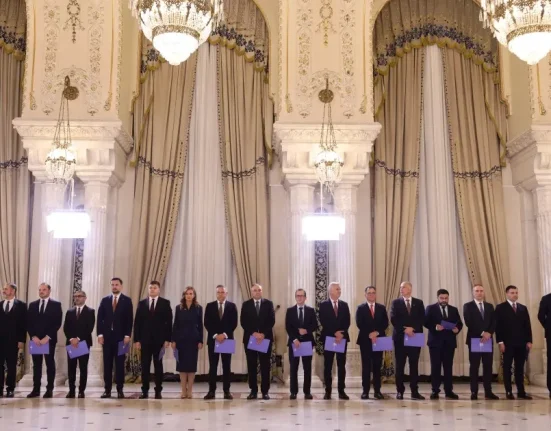 Presa internațională despre noul Guvern al României și șansele lui Luca Niculescu