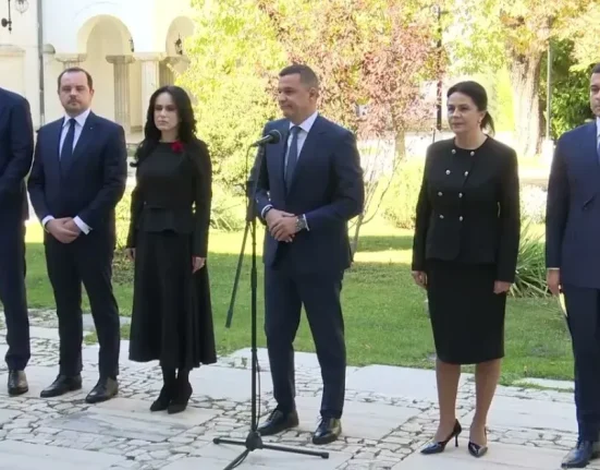 PSD are lista de condiții pentru discuția de joi cu premierul desemnat, Luca Niculescu
