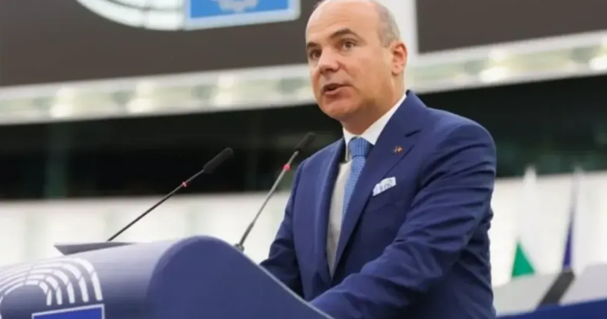 Rareș Bogdan critică majorarea taxelor: „A fost o greșeală”. Ce spune de gazele României 1 Rareș Bogdan critică majorarea taxelor: „A fost o greșeală”. Ce spune de gazele României