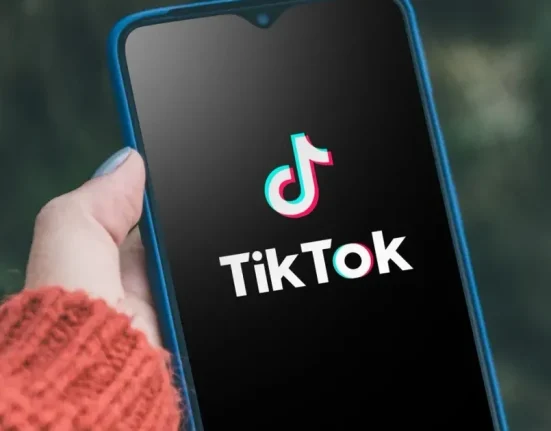 TikTok riscă amenzi uriașe după ancheta declanșată de alegerile din România din 2024